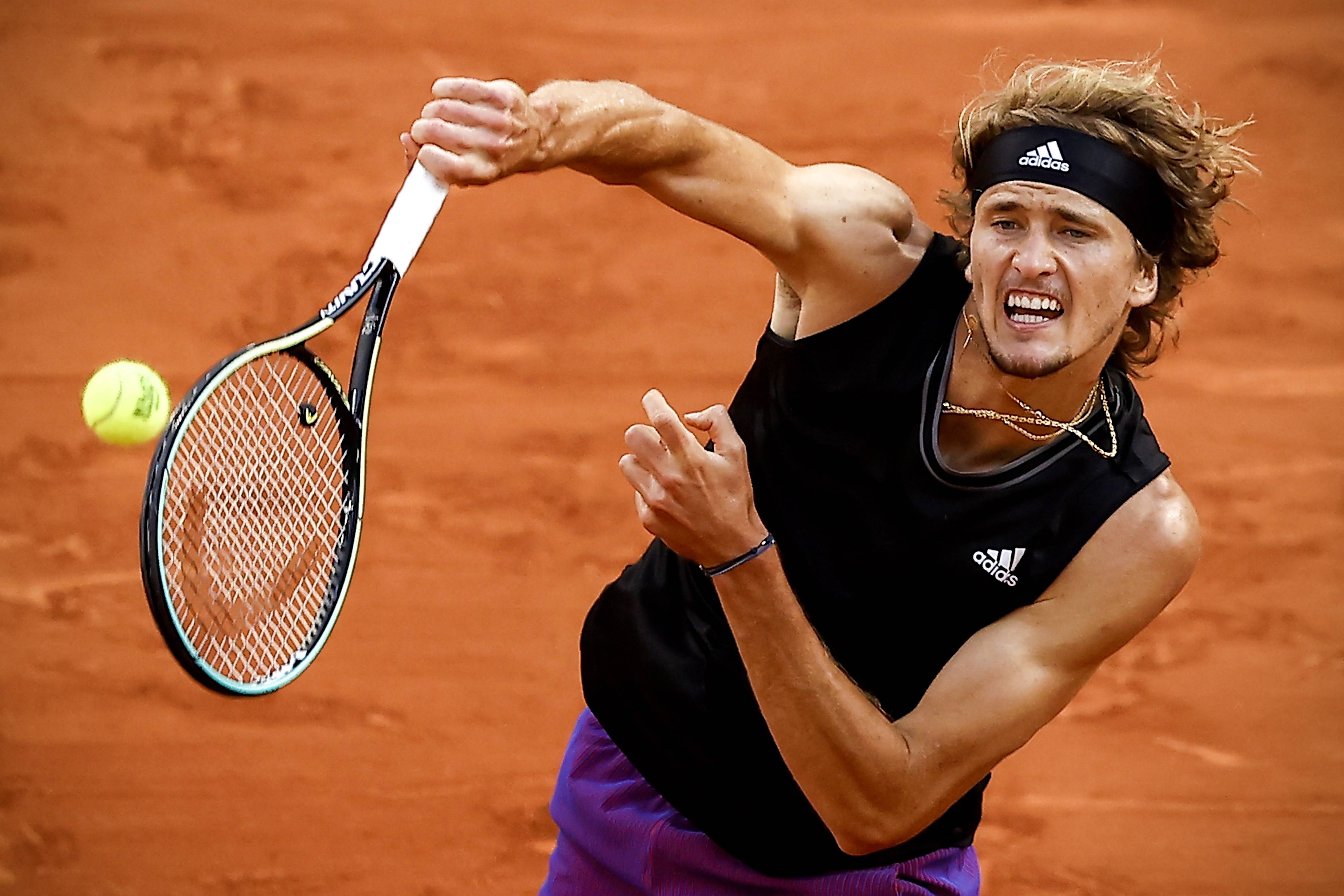 日本网球队轻取意大利网球队,兹维列夫打破历史纪录的简单介绍 日本网球队轻取意大利网球队,兹维列夫打破历史纪录的简单介绍