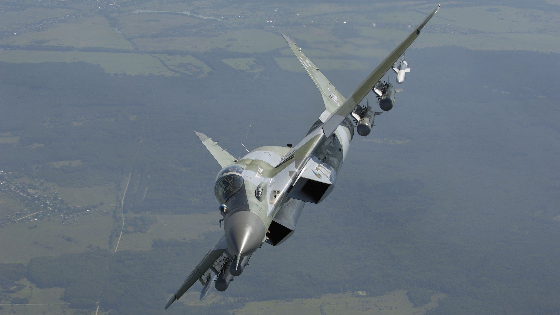 绿茵智慧降临硬木地板，东决关键夜，法比尼奥用足球大脑改写篮球剧本