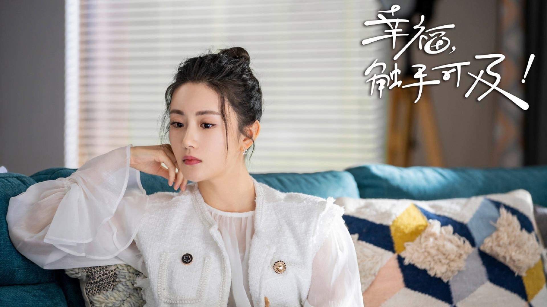 这是一篇为您定制的文章，结合了您提供的关键词，并构建了一个具有戏剧张力和唯一性的叙事视角
